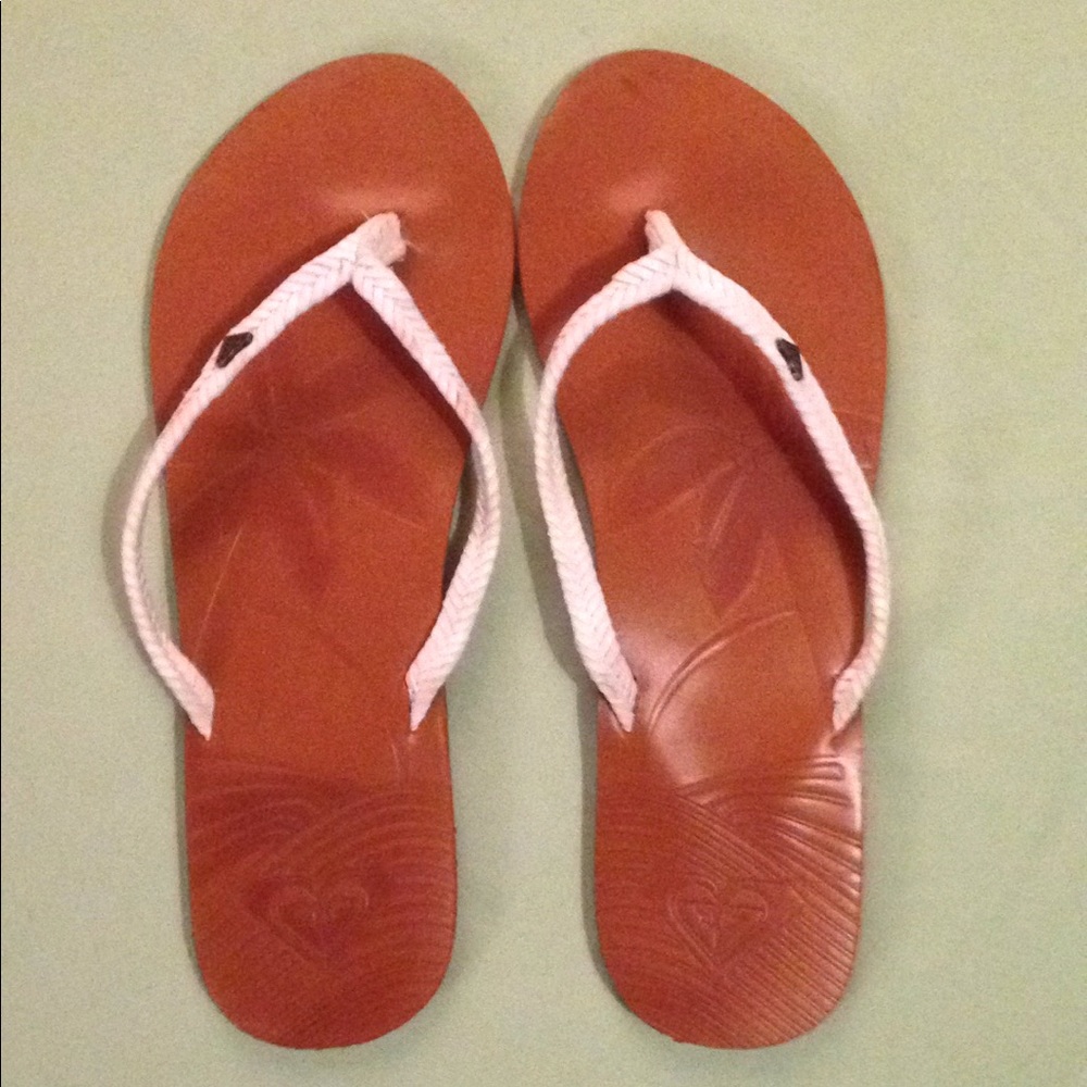 Roxy flip flops